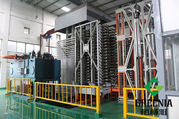 防火板品牌優勢之格林雅生產設備 防火板品牌優勢之格林雅生產設備