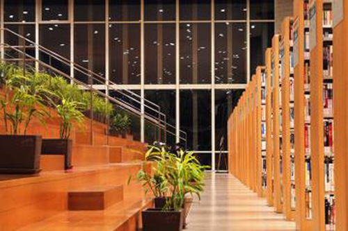 使用格林雅防火板裝修的書架 使用格林雅防火板裝修的書架