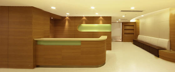 格林雅防火板裝修的廈門大學附屬中山醫院護士臺 格林雅防火板裝修的廈門大學附屬中山醫院護士臺